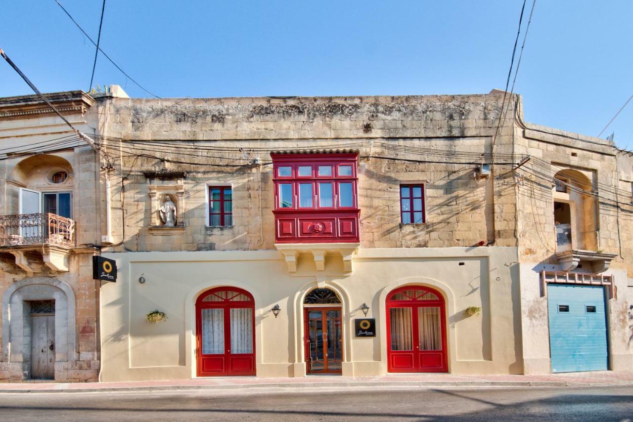 Julina Boutique Living Hotel Mosta Exterior photo